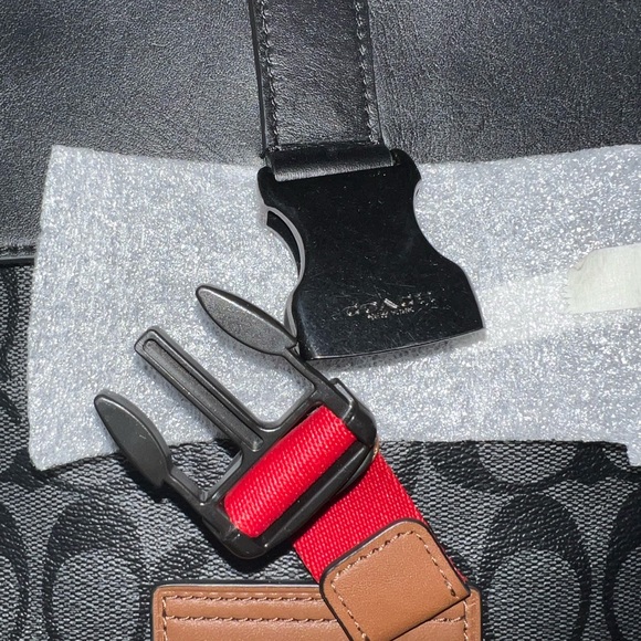 COPY - Coach Track Pack - Picture 7 of 7